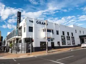 The Grand Hotel - Frankston