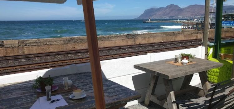 Ohana Cafe