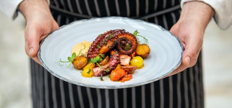 Nur Lebanese Dining