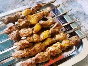 TANG SHAN YANG TE SE LAMB CHOP PULLING FILM