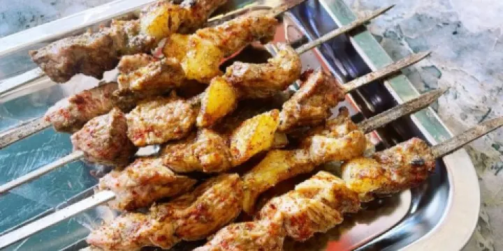 特色羊排揪片子清真