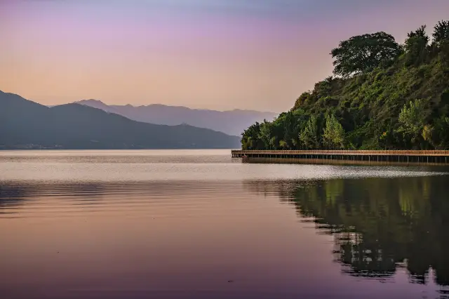 Sunset Sightseeing in Xichang