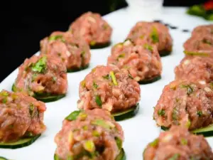 钟跷脚生态牛肉汤锅