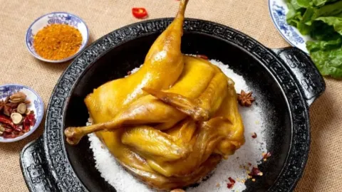 頭上紅煨鹽雞鄉村食府 in 松陽