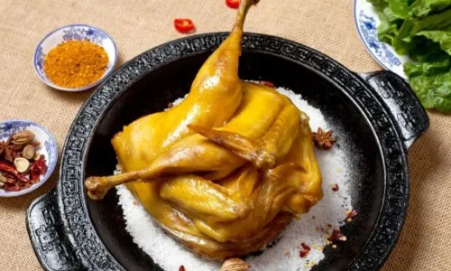 头上红煨盐鸡乡村食府