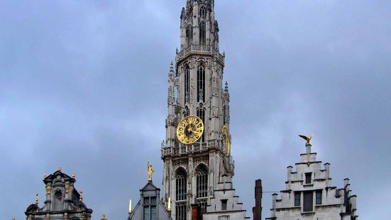 比利時安特衛普 (Antwerp) 的聖母大教堂（Onze-