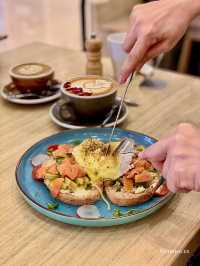 ReactorsCoffee｜文青輕食咖啡店