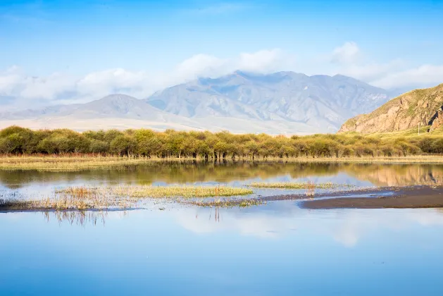 Sichuan Airlines Flights to Xiahe