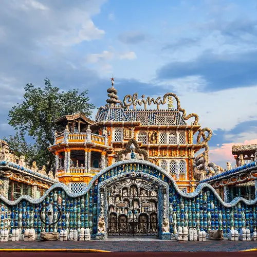 Porcelain house