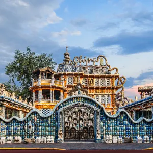 Porcelain house