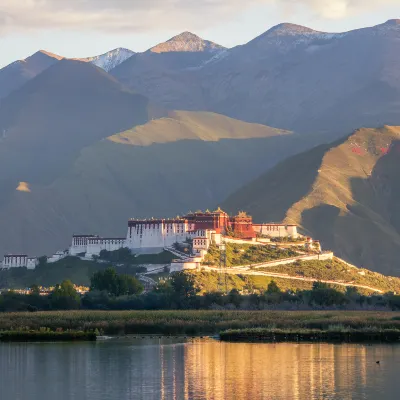 Отзывы об отеле Lhasa Potala Palace Yishan Hotel