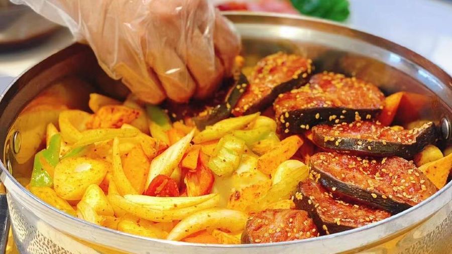 黃記煌三汁燜鍋(濱湖萬達廣場店)