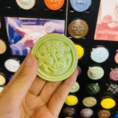 梁先森·酸奶 User Photo