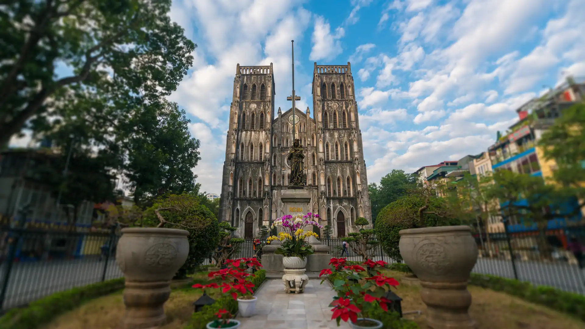Hotels near St. Joseph Cathedral