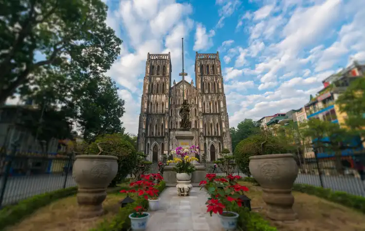 Hotels near St. Joseph Cathedral