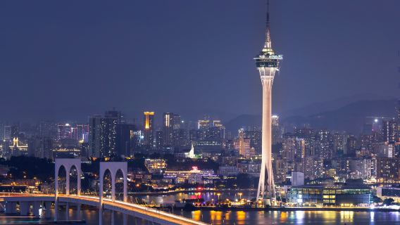 [Offre à durée limitée] Buffet tournant à 360° de la tour de Macao