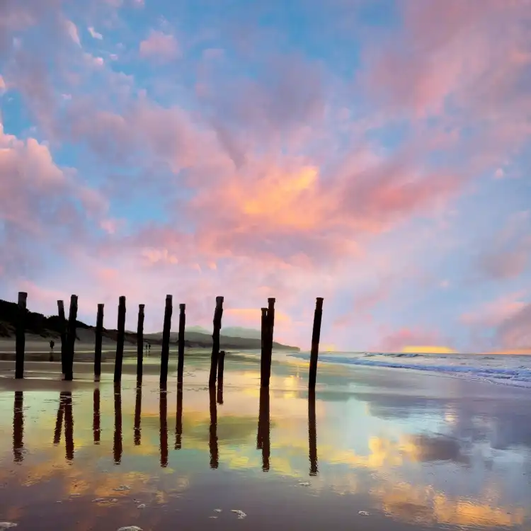 Hotels near Saint Clair Beach