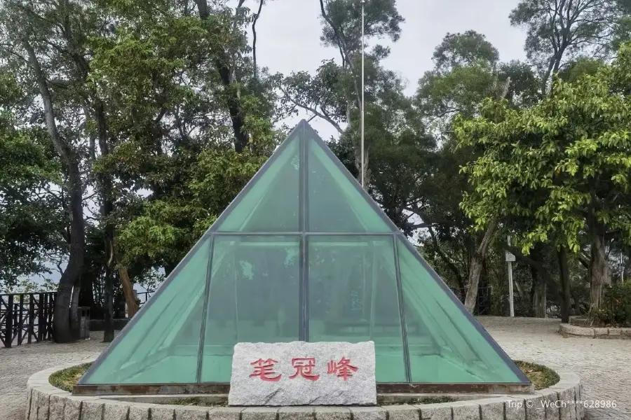 筆架山公園（西南門）