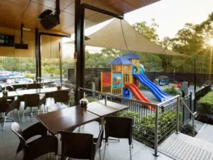 Parkwood Tavern