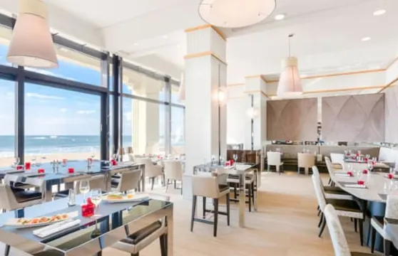 Le Cafe de la Grande Plage