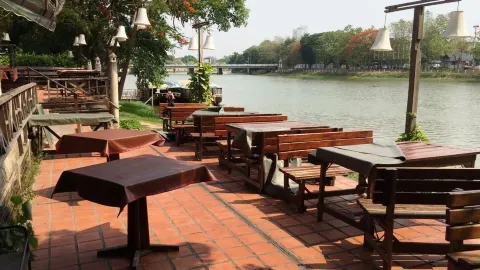 The Good View Bar & Restaurant in Chiang Mai