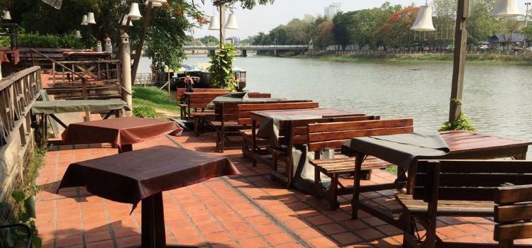The Good View Bar & Restaurant Chiang Mai