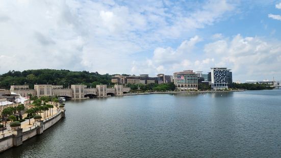 Lakeside Putrajaya Lake at Ayer8