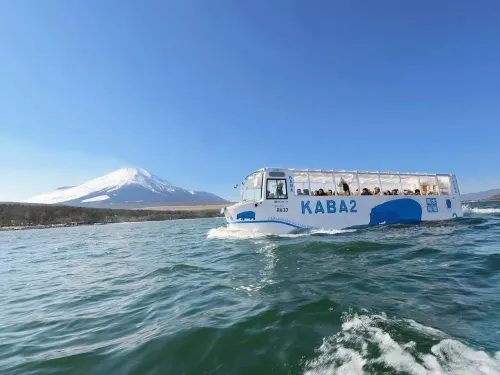 Kaba Bus 山中湖 水陸兩用巴士
