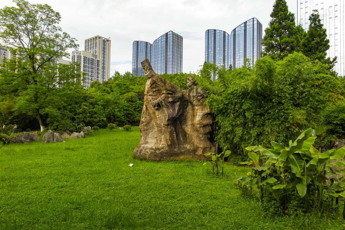 Hotels near Guiyang Karst Park