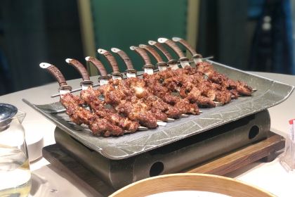 漫步丝路餐饮