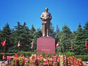 Mao Zedong Bronze Statue