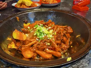 地主大院鐵鍋燉