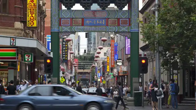Hotels near Chinatown Melbourne