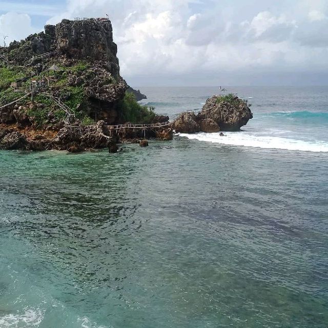 Great Beach, Nglambor Beach