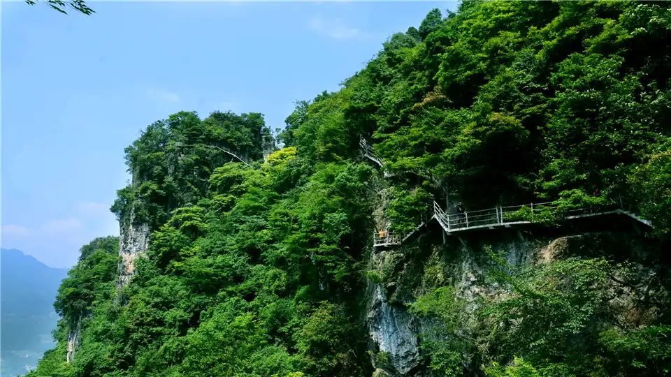 Hotels near Qingjiang Fangshan Scenic Area