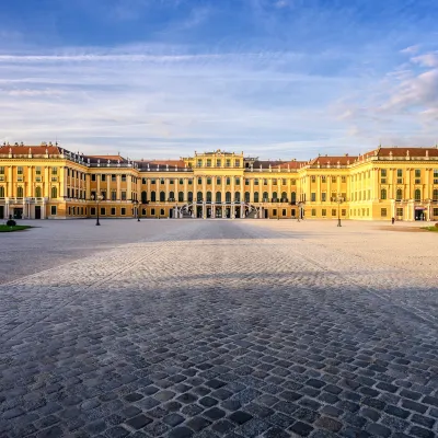 Tiket pesawat Bandara Internasional Vienna ke Jakarta