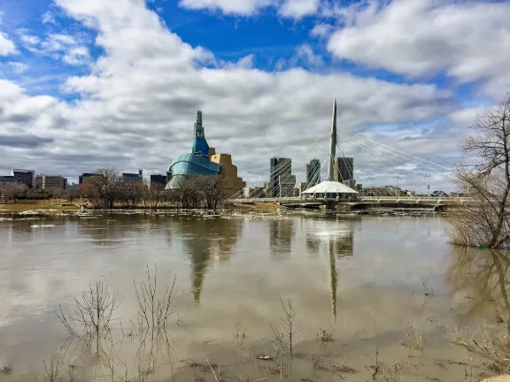 Flights Winnipeg to Montreal