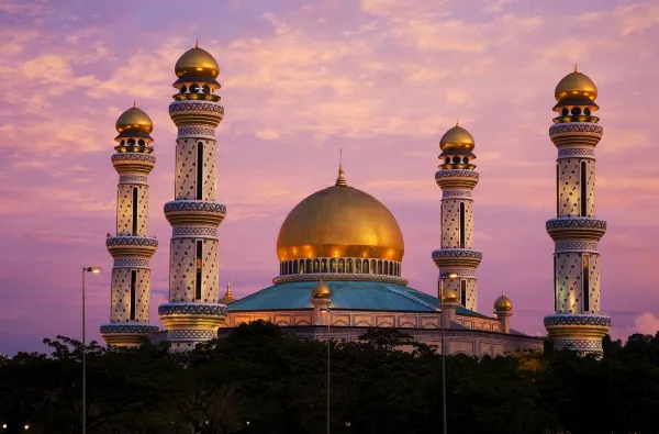 Hotels near Madrasah Building