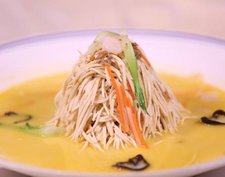 Ershisiqiaobinguanzhong Restaurant (yangzijiangbeilu)
