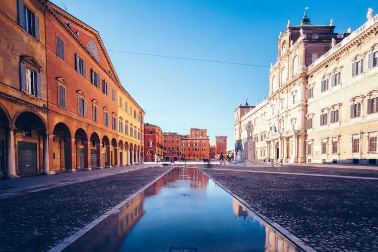 Hotels in Modena