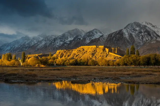 Mountain View Hotels in Tashkurgan