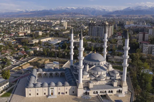 โรงแรมใกล้Satuk Bugra Han Mosque