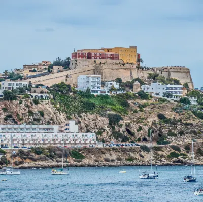 Các khách sạn ở Ibiza