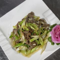 赛里木湖天鹅乐水七星大营民宿·特色风味餐厅 User Photo