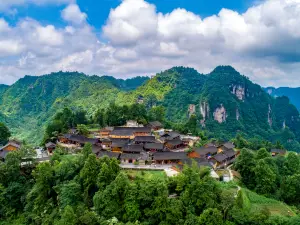 Shibadong Village (the Village of 18 Caves)