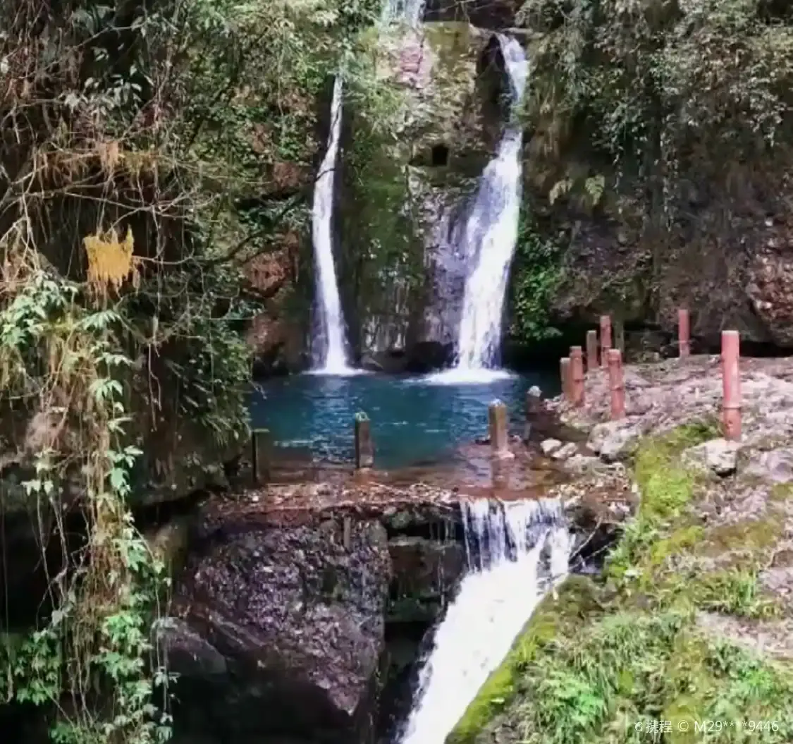 Hotels near Santan Wuquan Waterfall