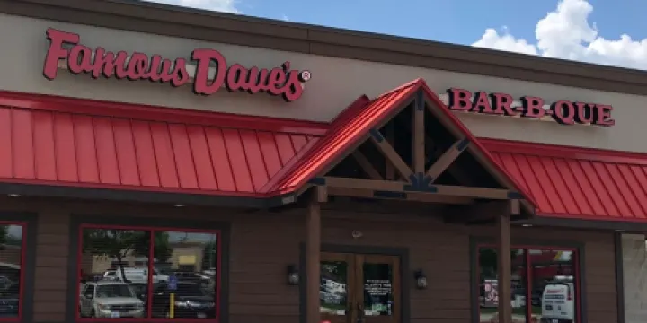 Famous Dave's Bar-B-Que
