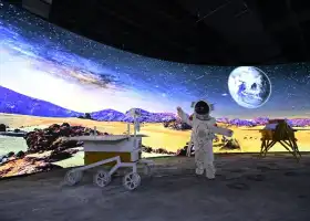 異星遨遊太空航天藝術館