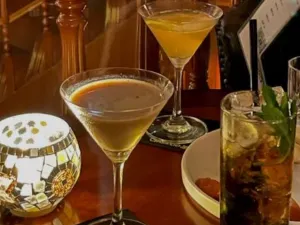 Galaxie Cocktail 星悅酒吧