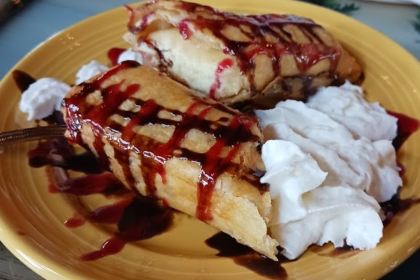 Grills Lakeside Seafood Deck & Tiki Bar